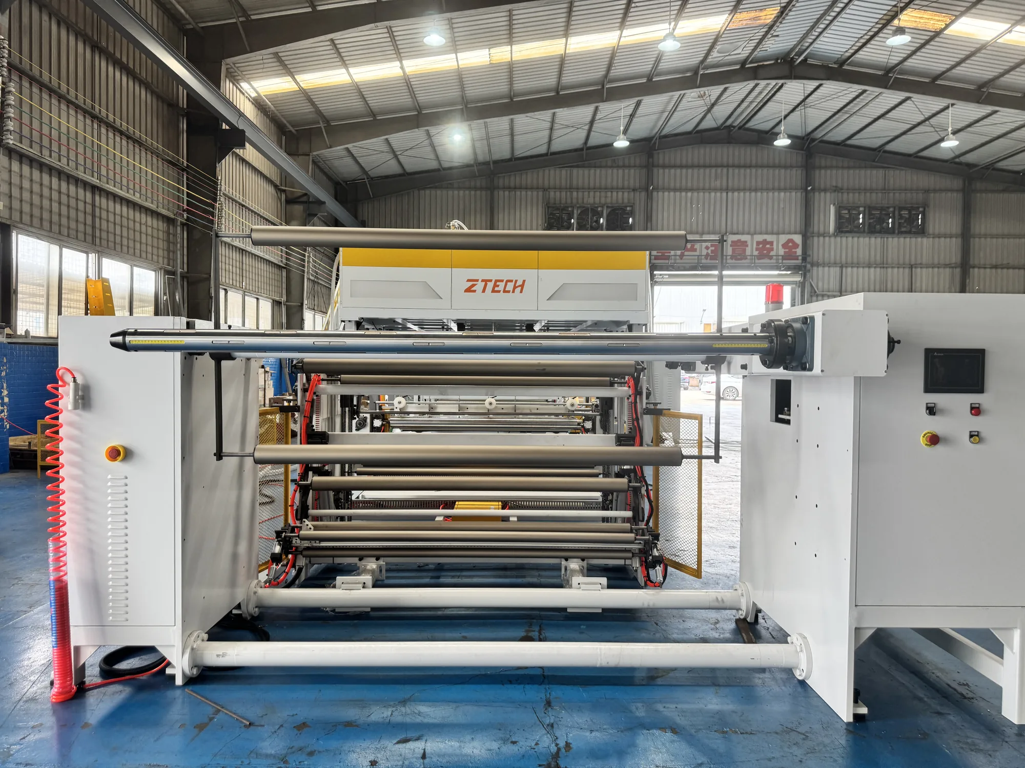 ZTECH 5-layer bubble film line with automatic winding section